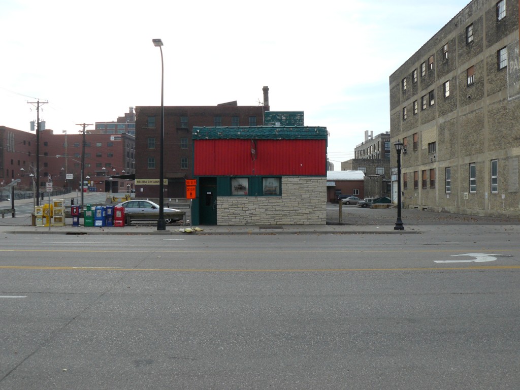 Maurer's Saloon, 507 Washington Avenue North